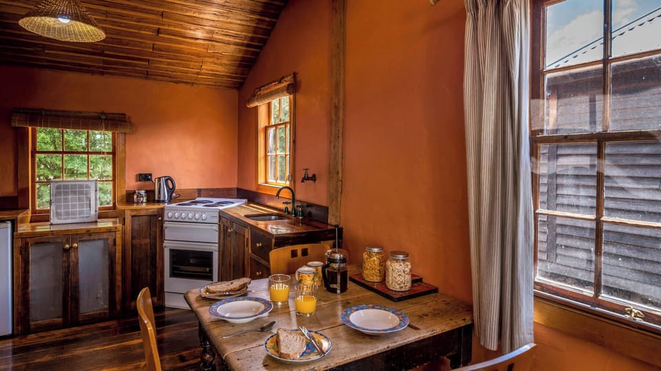 Pumpkin Farm Cottage | Private kitchen | Fridge, microwave, oven, stovetop