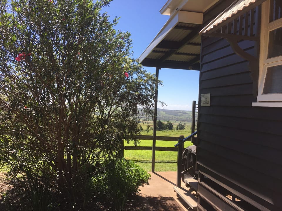 Standard Suite, 1 Bedroom, Non Smoking, Kitchen (The Cottage	) | Premium bedding, iron/ironing board, bed sheets