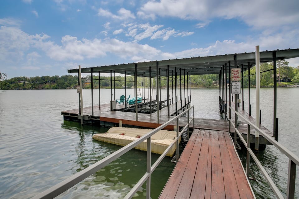 Dock | Kayaks