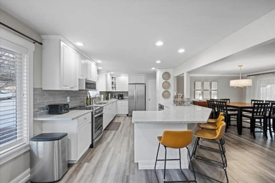 Kitchen and Dining Room 