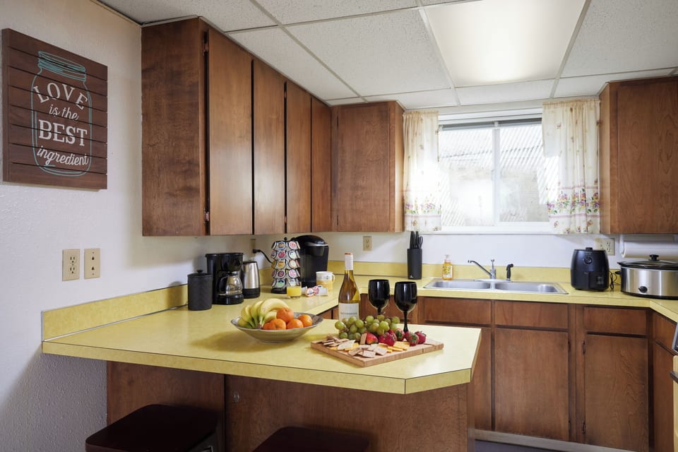 Full kitchen with everything needed for quick breakfasts or dinners in.