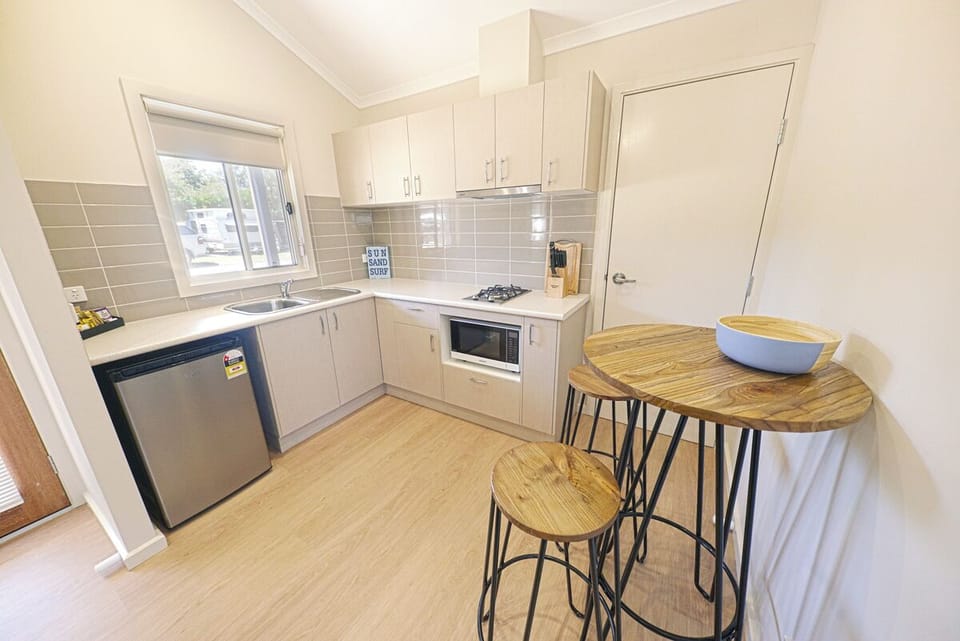 Surf Shack | Private kitchen | Full-size fridge, microwave, coffee/tea maker, electric kettle