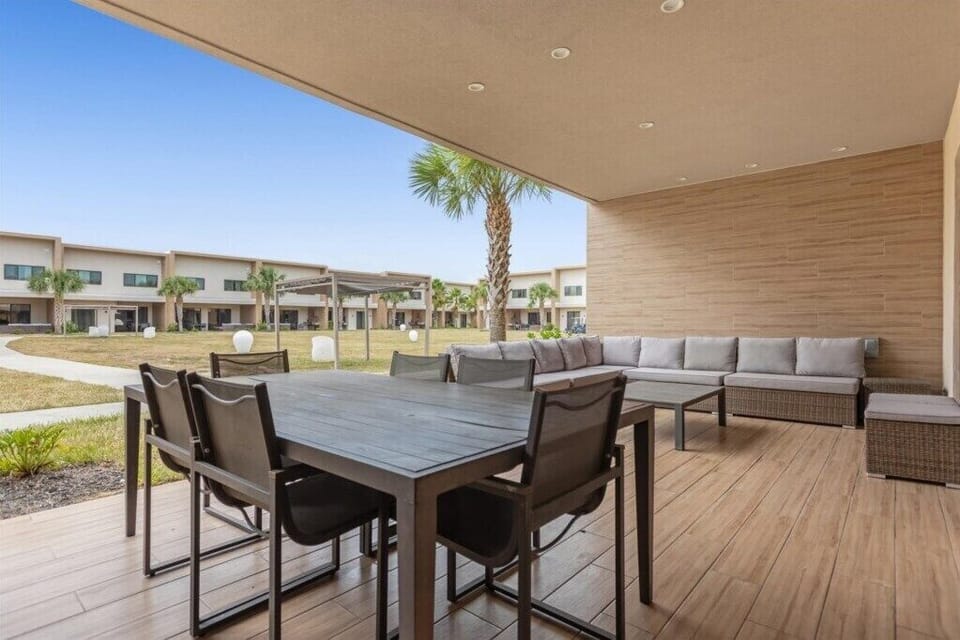 7584BrooklynDrive(23)