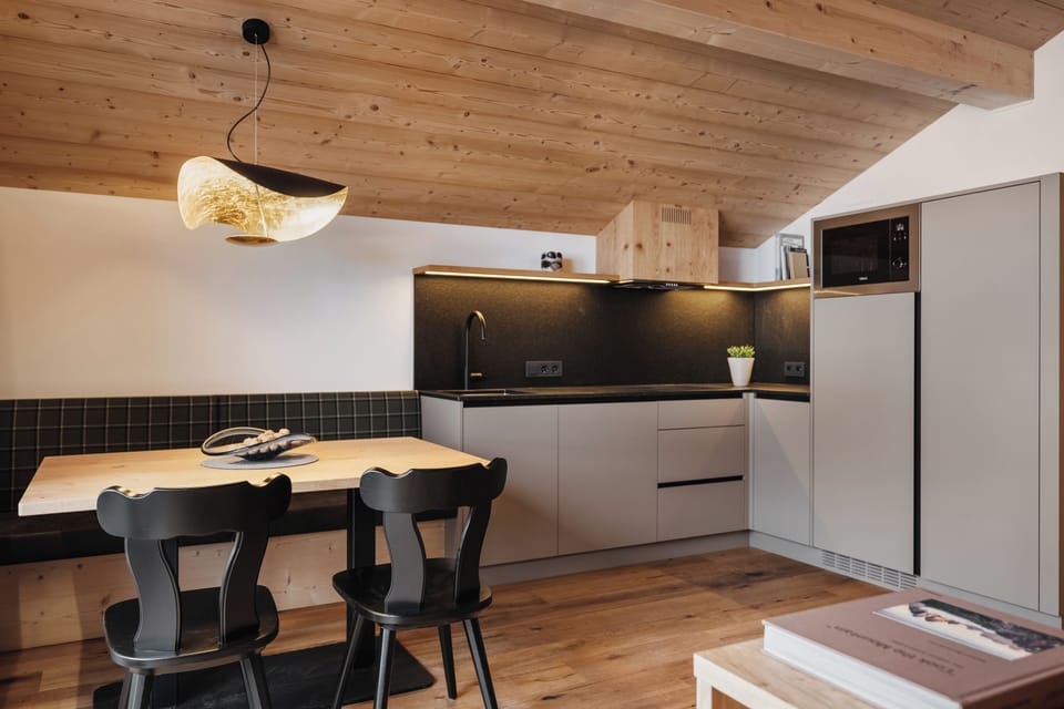 Premium Apartment | Private kitchen | Shared fridge, espresso maker, coffee/tea maker, electric kettle