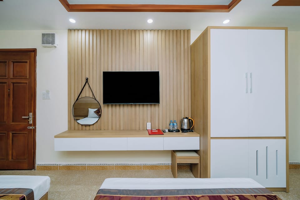 Family Room | Living area | TV