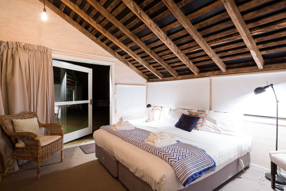 Standard Suite, 1 Bedroom, Non Smoking (King/Twin Room) | 2 bedrooms, premium bedding, pillowtop beds, individually decorated