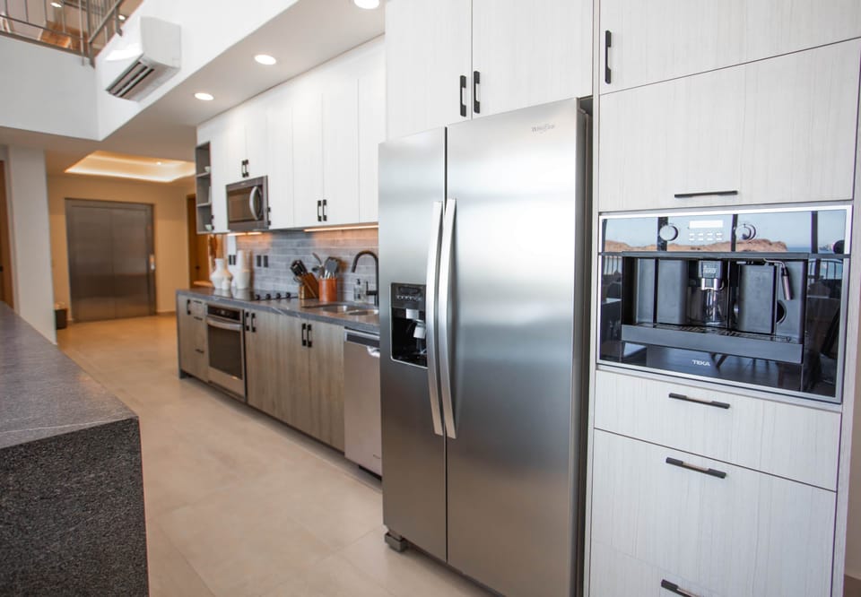 Kitchen Amenities Coffee Maker
