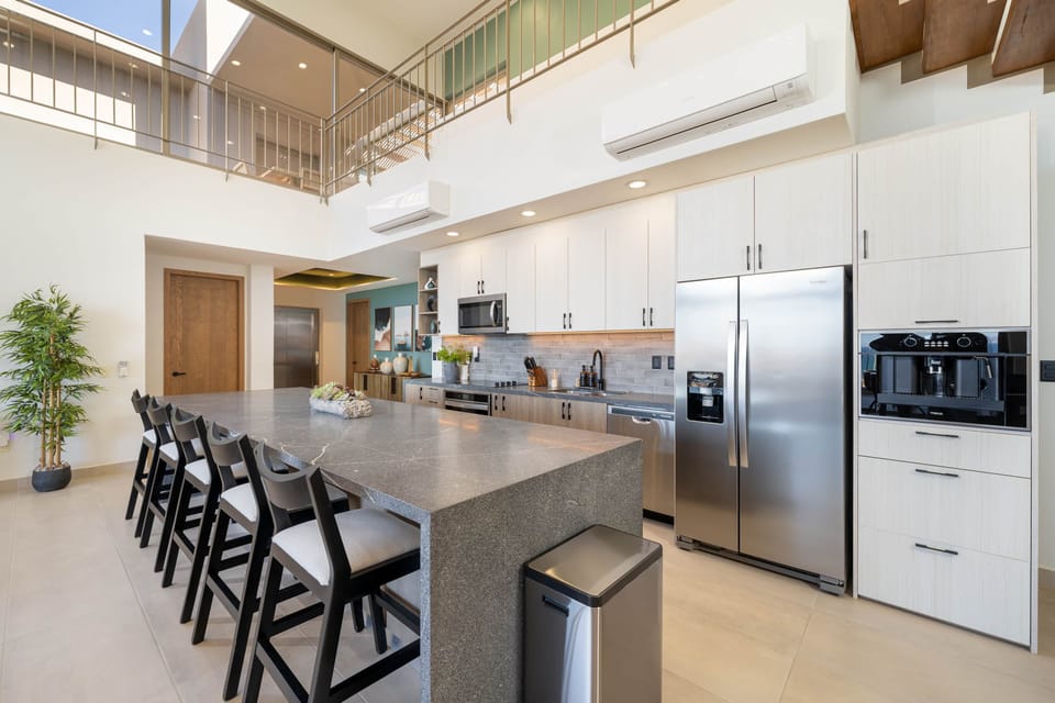 1604 Kitchen