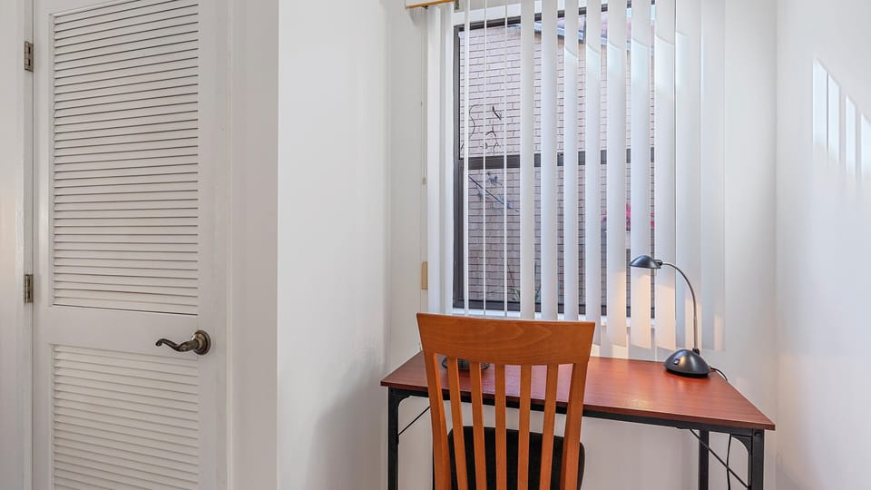 Condo, 2 Bedrooms | Business center