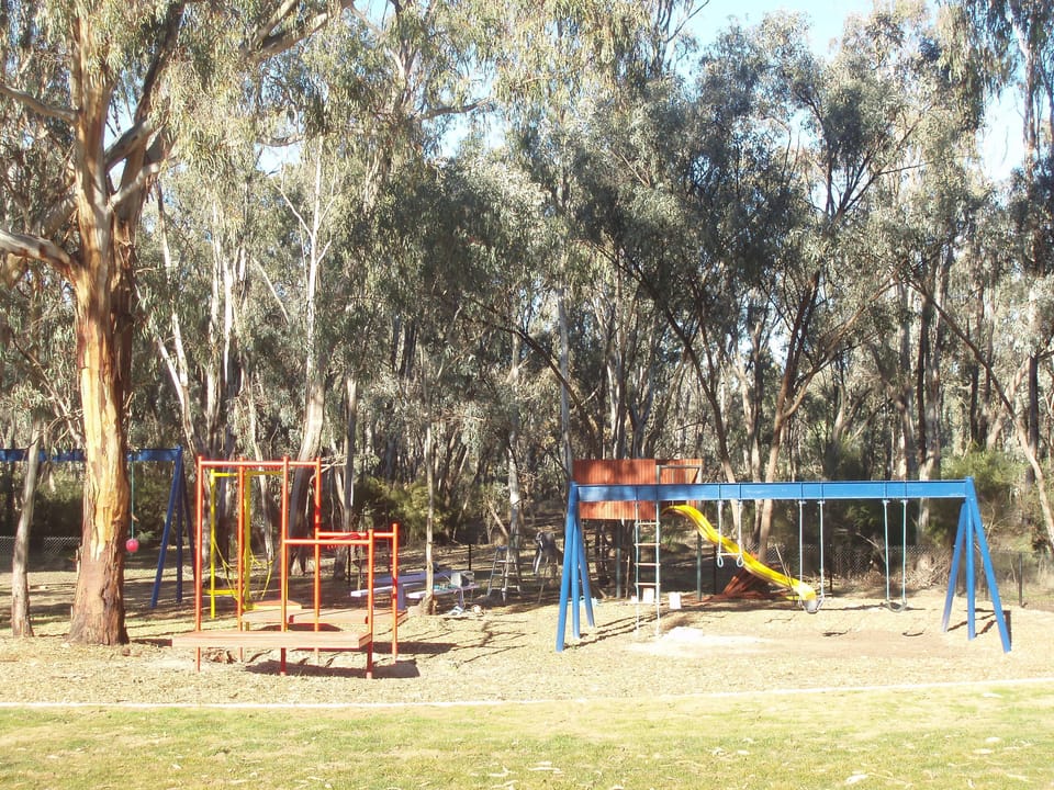 Tasman Holiday Parks - Moama on the Murray Campground/ 
RV Resort in Echuca