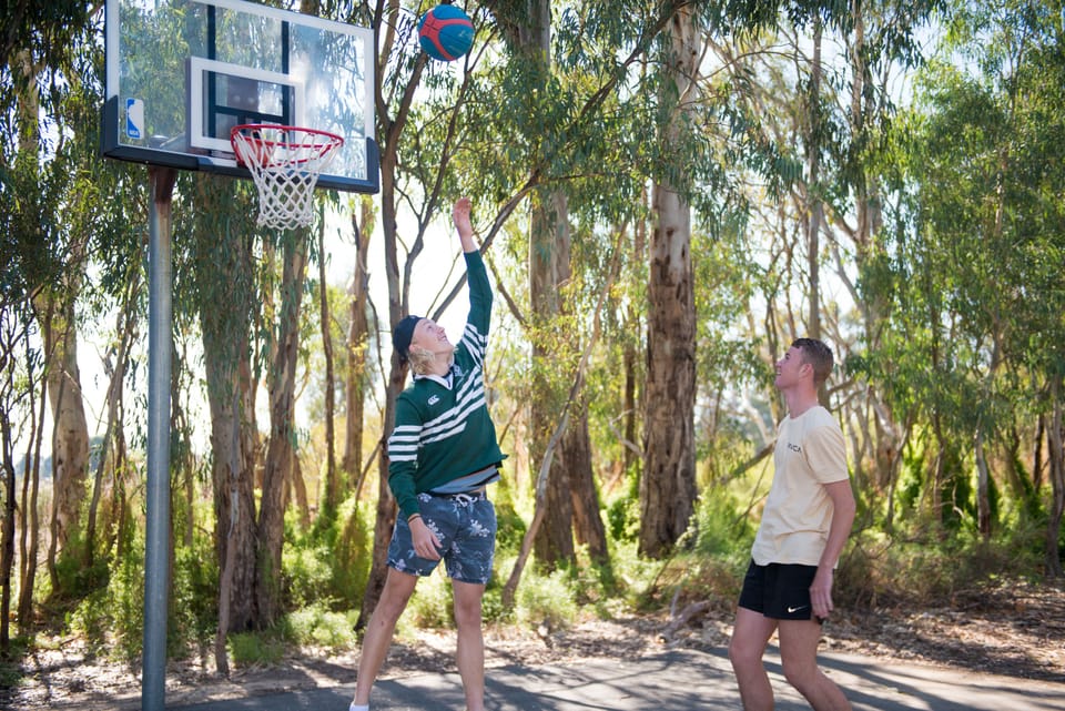 Tasman Holiday Parks - Moama on the Murray Campground/ 
RV Resort in Echuca