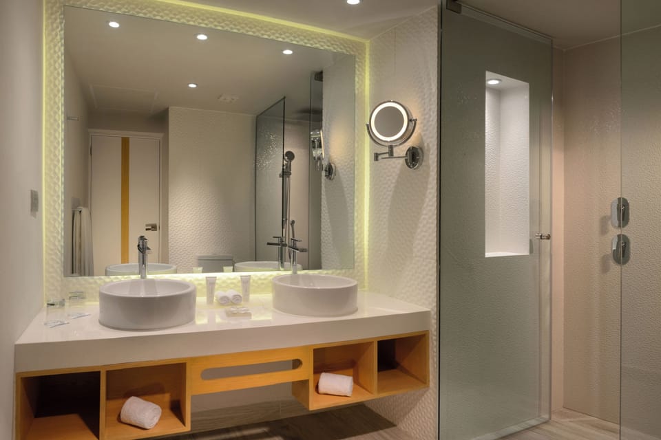 Eco-friendly toiletries, towels, toilet paper