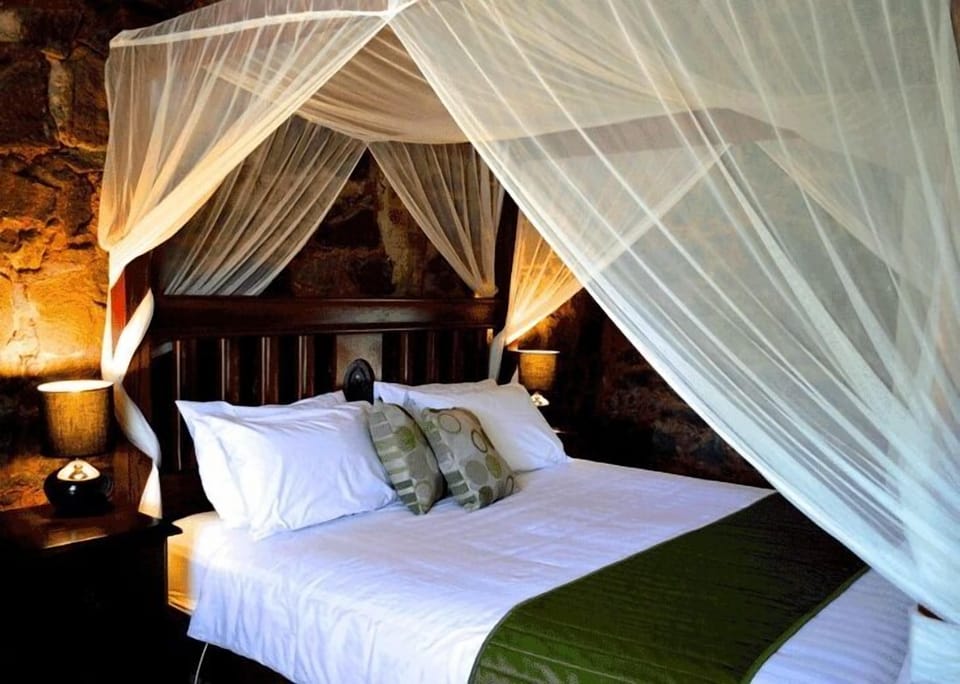 Standard Room, 1 King Bed (Bluestone Room)) | 1 bedroom, premium bedding, free WiFi, bed sheets