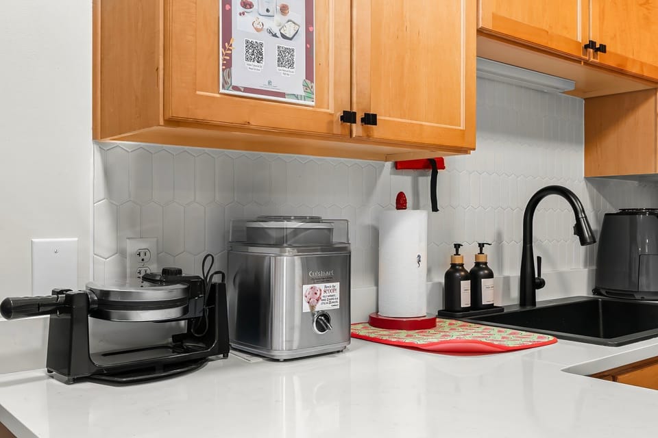 Kitchen also has special extras- waffle maker, ice cream maker & air fryer!