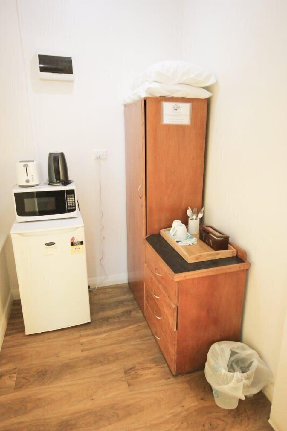 Standard Double Room, 1 Queen Bed, Ensuite | Bed sheets, wheelchair access