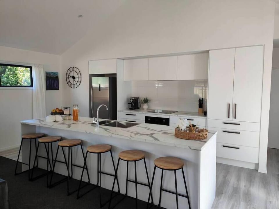 Fully Stocked Kitchen with Oven and Fridge