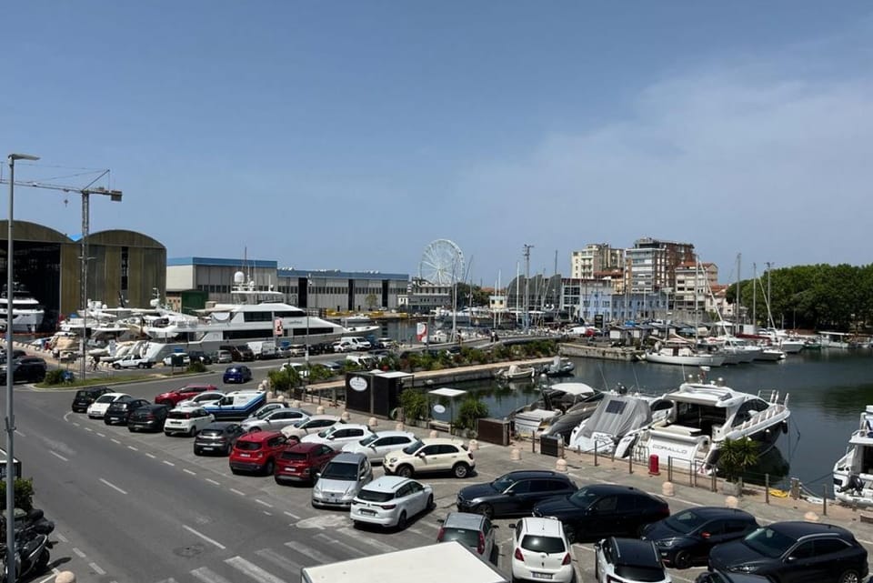 Marina