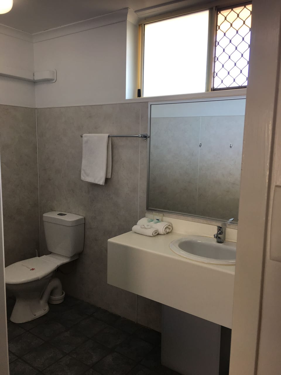 Standard Double Room | Bathroom | Free toiletries, hair dryer, towels