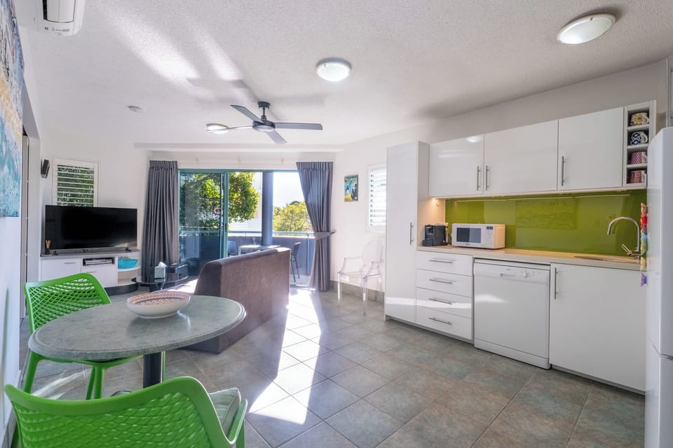 Standard Apartment, 1 Bedroom, Non Smoking, Kitchen | Living area | 49-inch flat-screen TV with cable channels, Smart TV, Netflix
