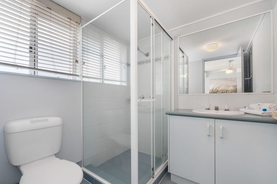 Surfcomber on the Beach Apartment in Maroochydore