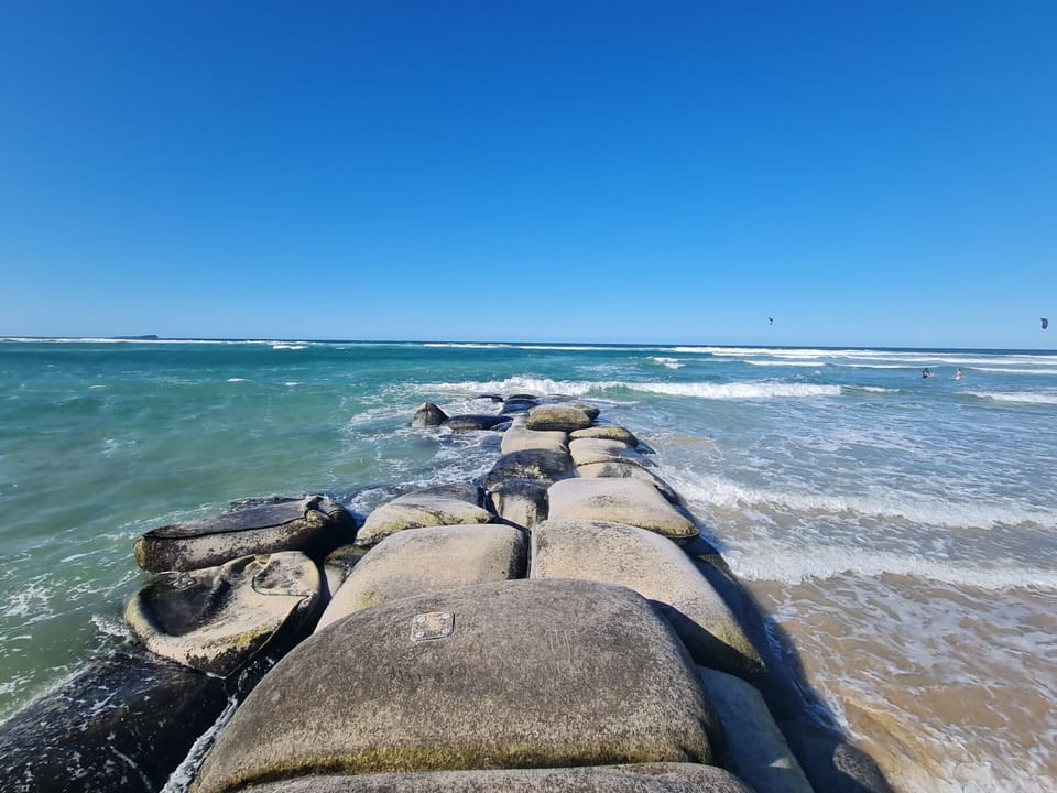 Surfcomber on the Beach Apartment in Maroochydore