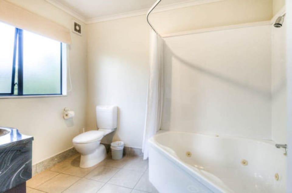 Claremonte Motor Lodge Motel in Havelock North