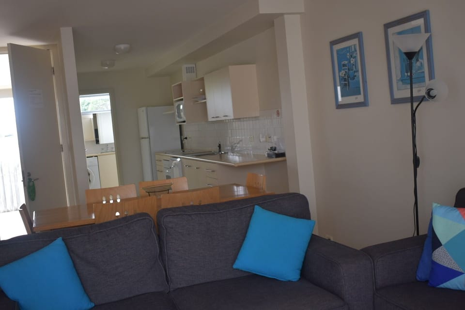 Standard Apartment, 2 Bedrooms, Non Smoking, Kitchen | View from room