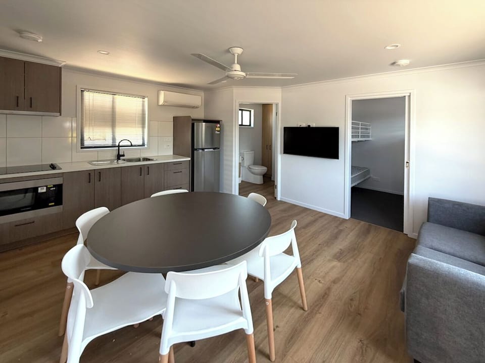 Classic Cabin Sleeps 6 | Living area | Flat-screen TV