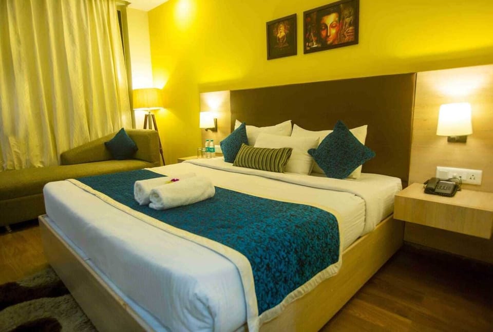 Super Deluxe Room | Egyptian cotton sheets, premium bedding, Select Comfort beds