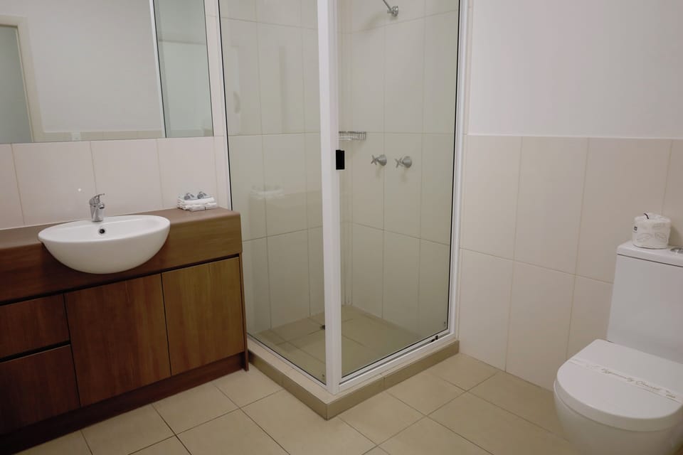 Standard Room (Queen + King single) | Bathroom | Free toiletries, hair dryer, towels, soap