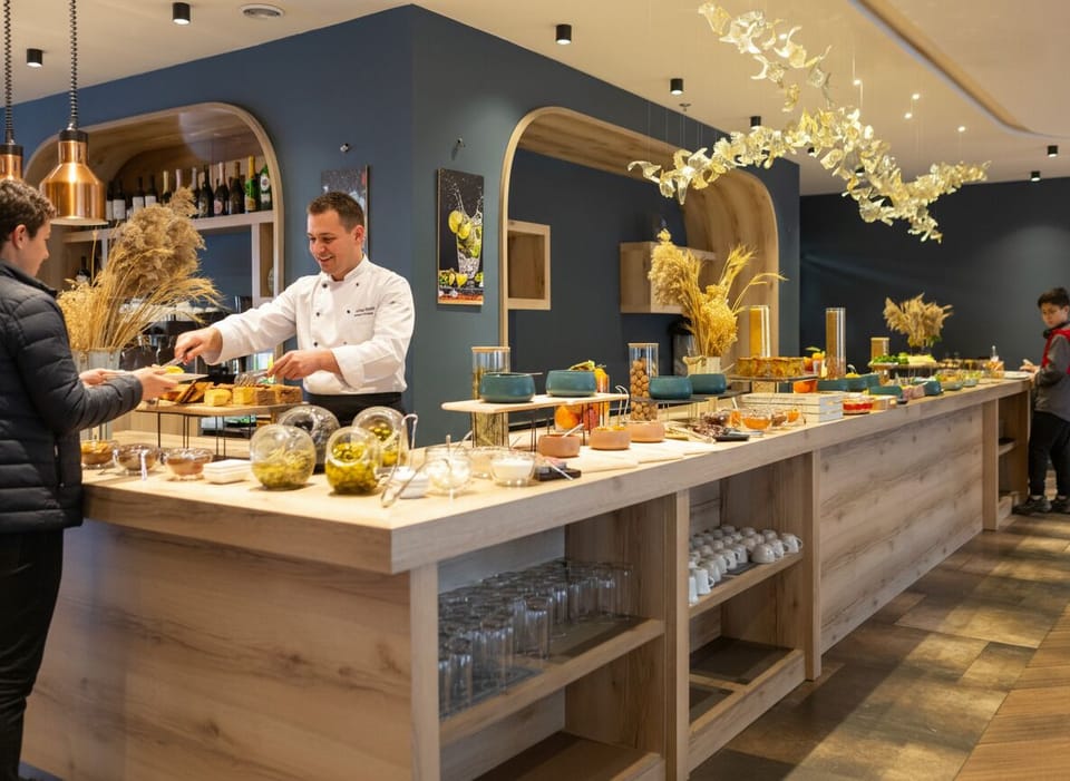 Breakfast buffet