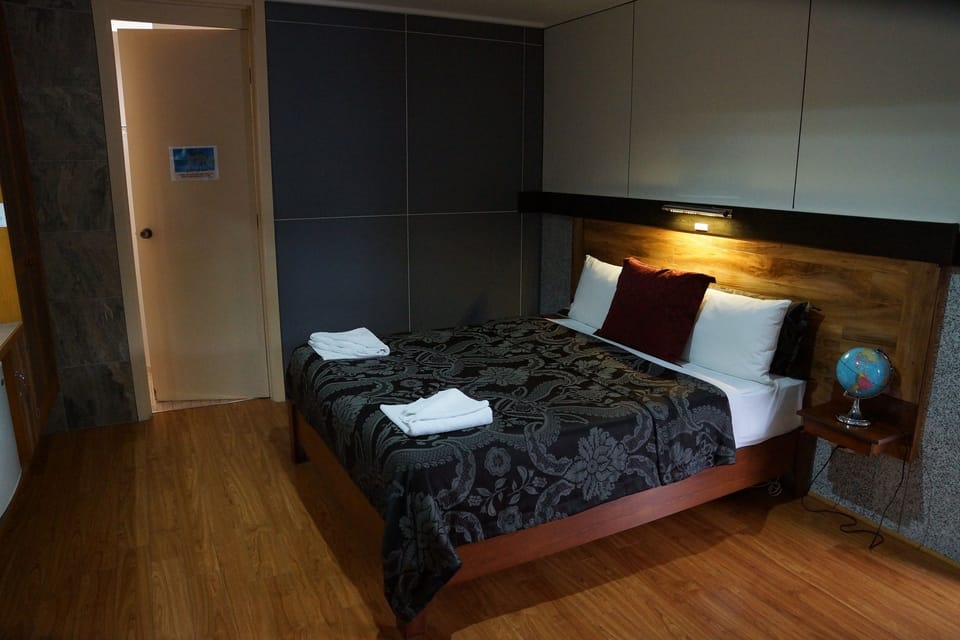 Executive Double Room | Desk, iron/ironing board, free WiFi, bed sheets