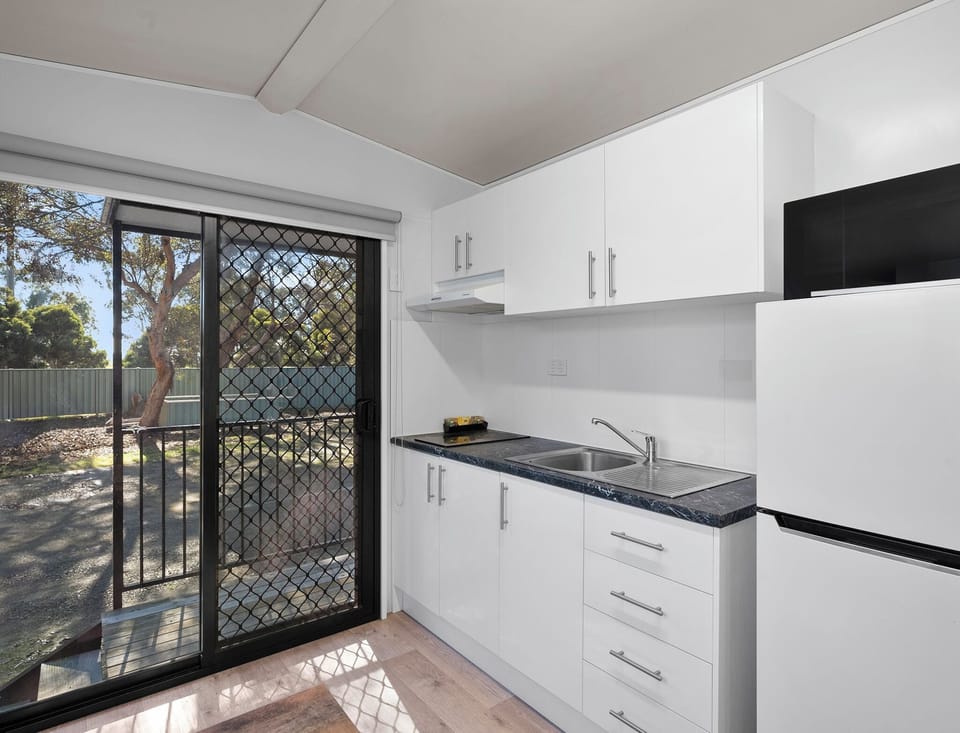 Superior Studio - Not Pet Friendly | Private kitchen | Microwave, stovetop, toaster, cookware/dishes/utensils