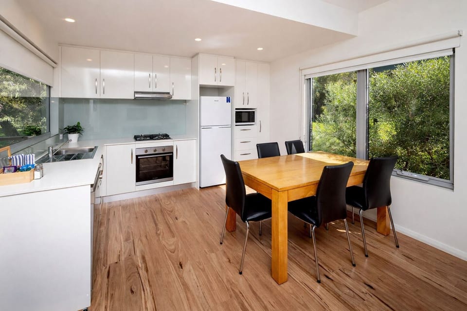 Deluxe Room, 2 Bedrooms | Private kitchen | Fridge, microwave, stovetop, coffee/tea maker