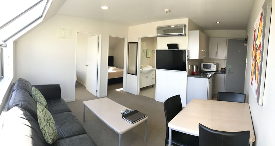 Family Apartment, 2 Bedrooms | Premium bedding, down comforters, Select Comfort beds, in-room safe