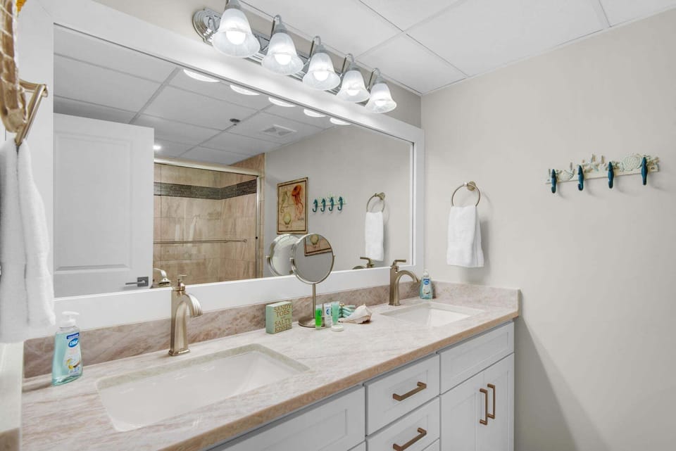Guest bathroom