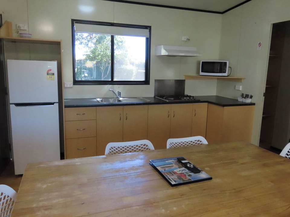 3 Bedroom cabin sleeps 8 | Private kitchen | Coffee/tea maker, fridge, microwave, electric kettle