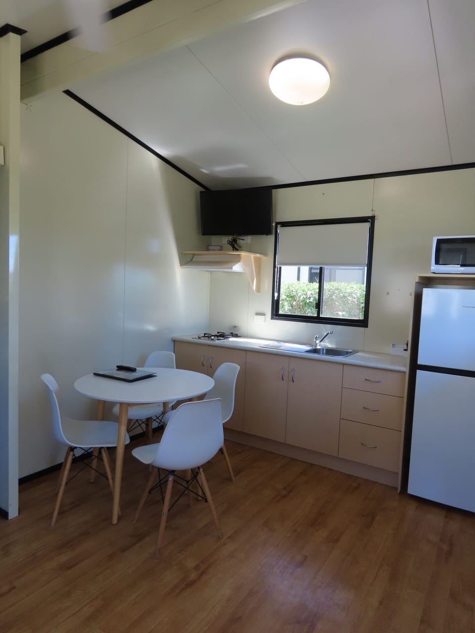 1 Bedroom cabin sleeps 4 | Private kitchen | Coffee/tea maker, fridge, microwave, electric kettle