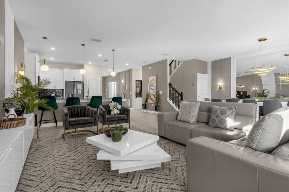 House, Multiple Bedrooms | Living area