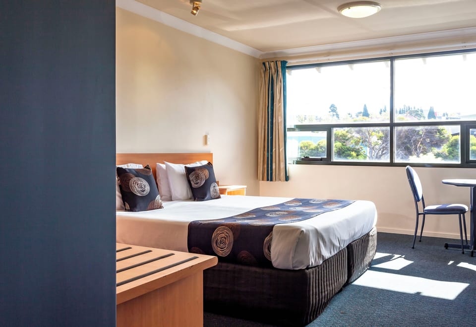 Standard Room | Iron/ironing board, free WiFi, bed sheets