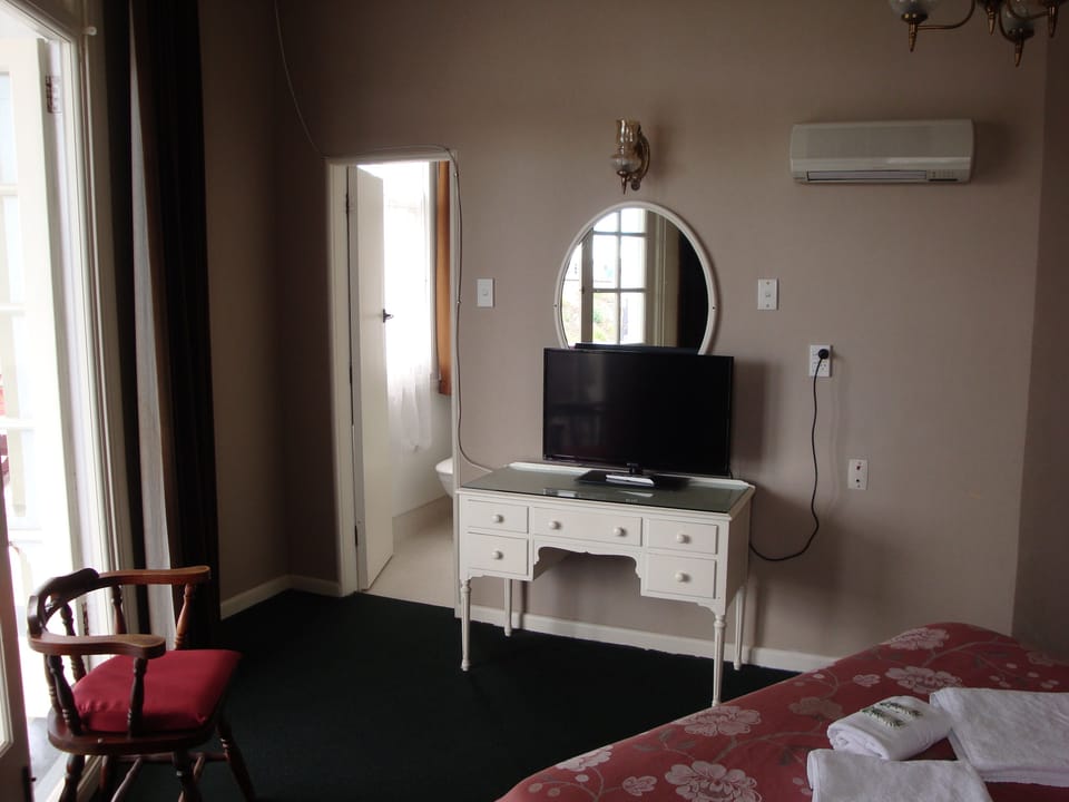 Royal Balcony Room | Individually decorated, individually furnished, iron/ironing board