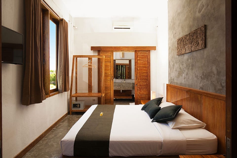 Deluxe AC Room | In-room safe, rollaway beds, free WiFi, bed sheets