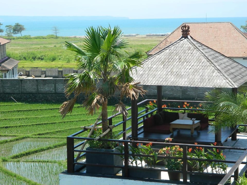 Echoland Bed & Breakfast Bed and Breakfast in North Kuta