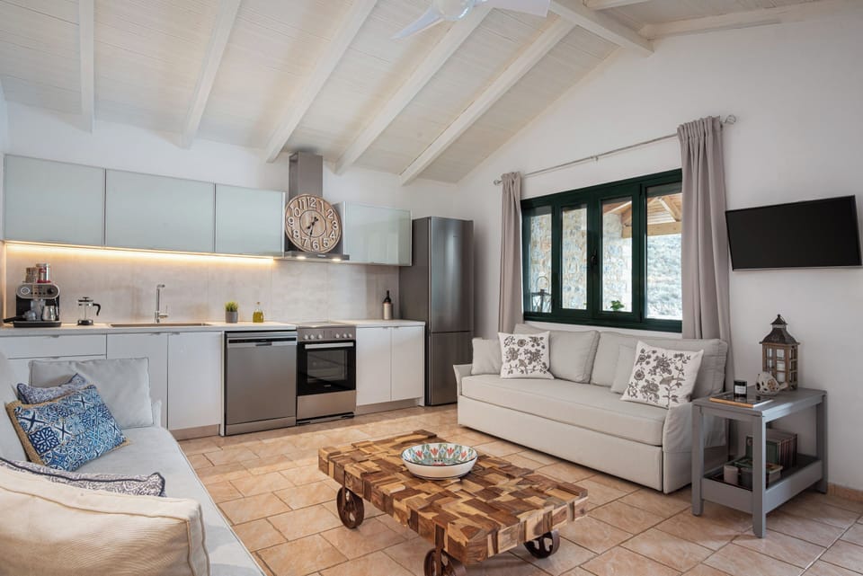 Comfort Apartment | Living area | Smart TV, Netflix, streaming services