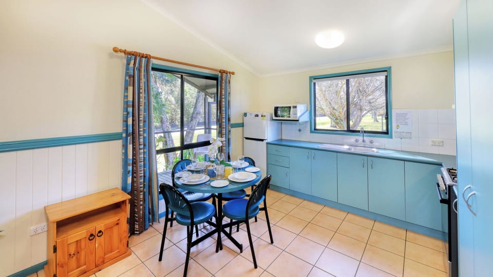 Spa Cabin | In-room dining