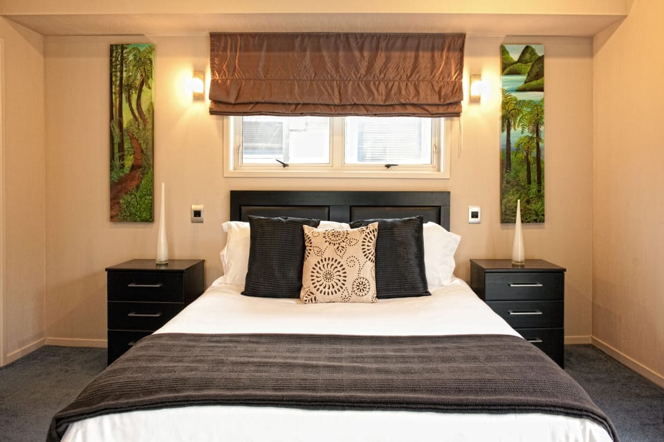 Economy Room, 1 Bedroom, Garden View | Premium bedding, desk, soundproofing, iron/ironing board