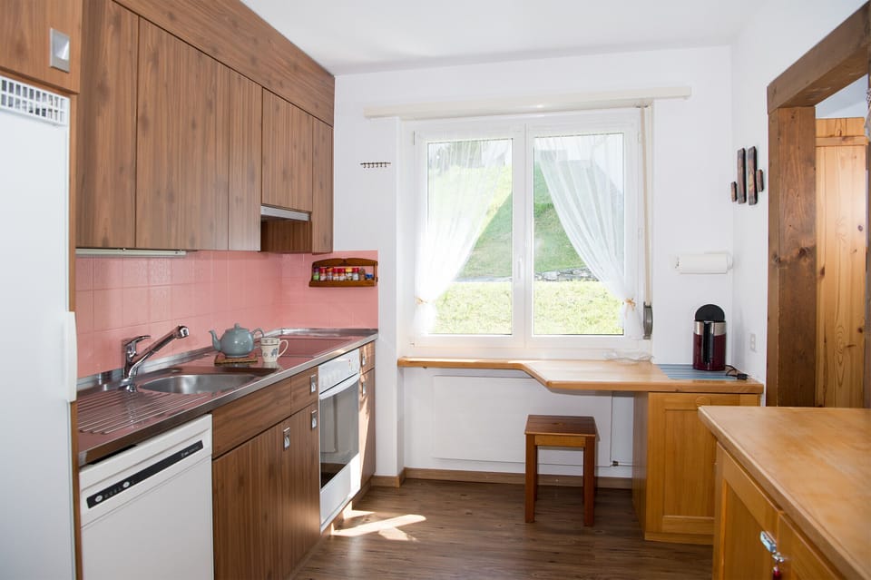 Well equipped kitchen