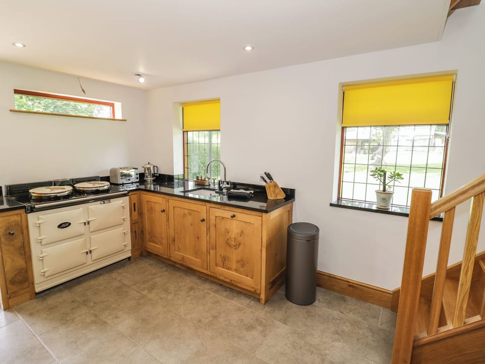 Fridge, dishwasher, electric kettle, toaster