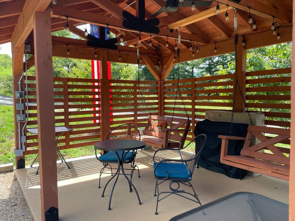 Pavilion w/ Seating