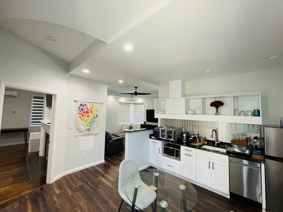 Kitchenette & Dining (Per Local Code - No Range or Stove)